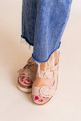 Surfs Up Sandals *Final Sale*