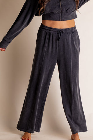 Gotta Go Wide Leg Sweatpants