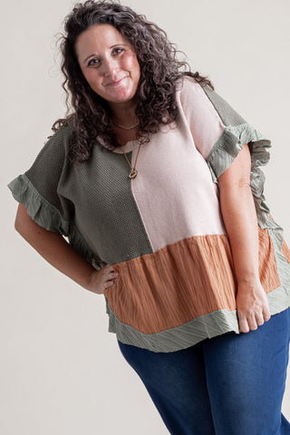 Just Dreaming Color Block Top - CURVY *Final Sale*