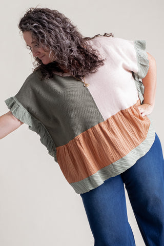 Just Dreaming Color Block Top - CURVY *Final Sale*