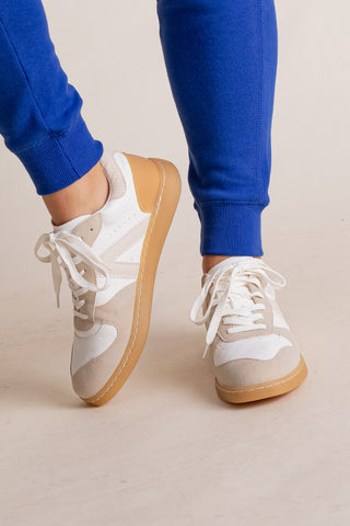 Vesta Sneakers