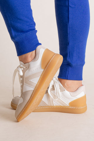 Vesta Sneakers