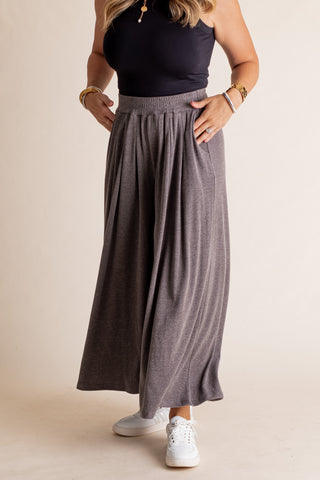 Fierce Feeling Wide Pleats Pants