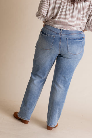 The Cassian Tummy Control Straight Jeans - CURVY