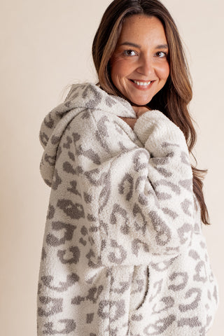 Comfy Cozy Leopard Hooded Wearable Blanket