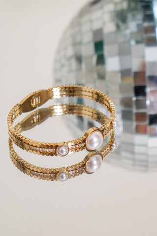 Alice Pearl Bangle