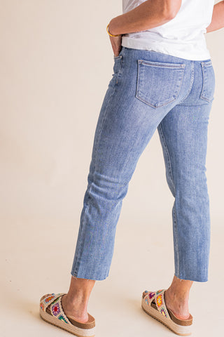 Ava Mid Rise Straight Leg Risen Jeans