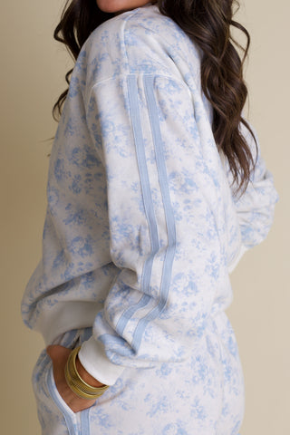 In The Details Floral Sweatshirt - Light Blue