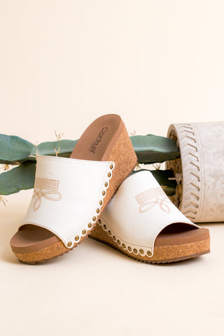 Saddle Up Wedges