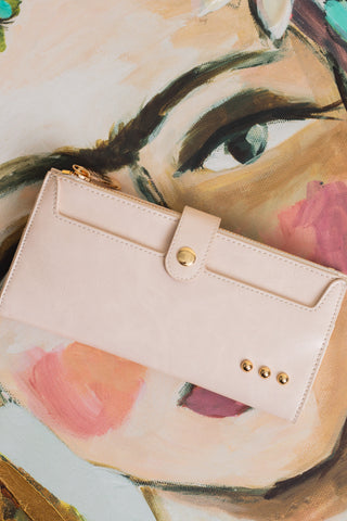 Essentials Carryall Wallet